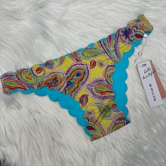 NWT Pilyq Bahia Reversible Seamless Wave Teeny Bikini Bottom Small - Picture 1 of 10